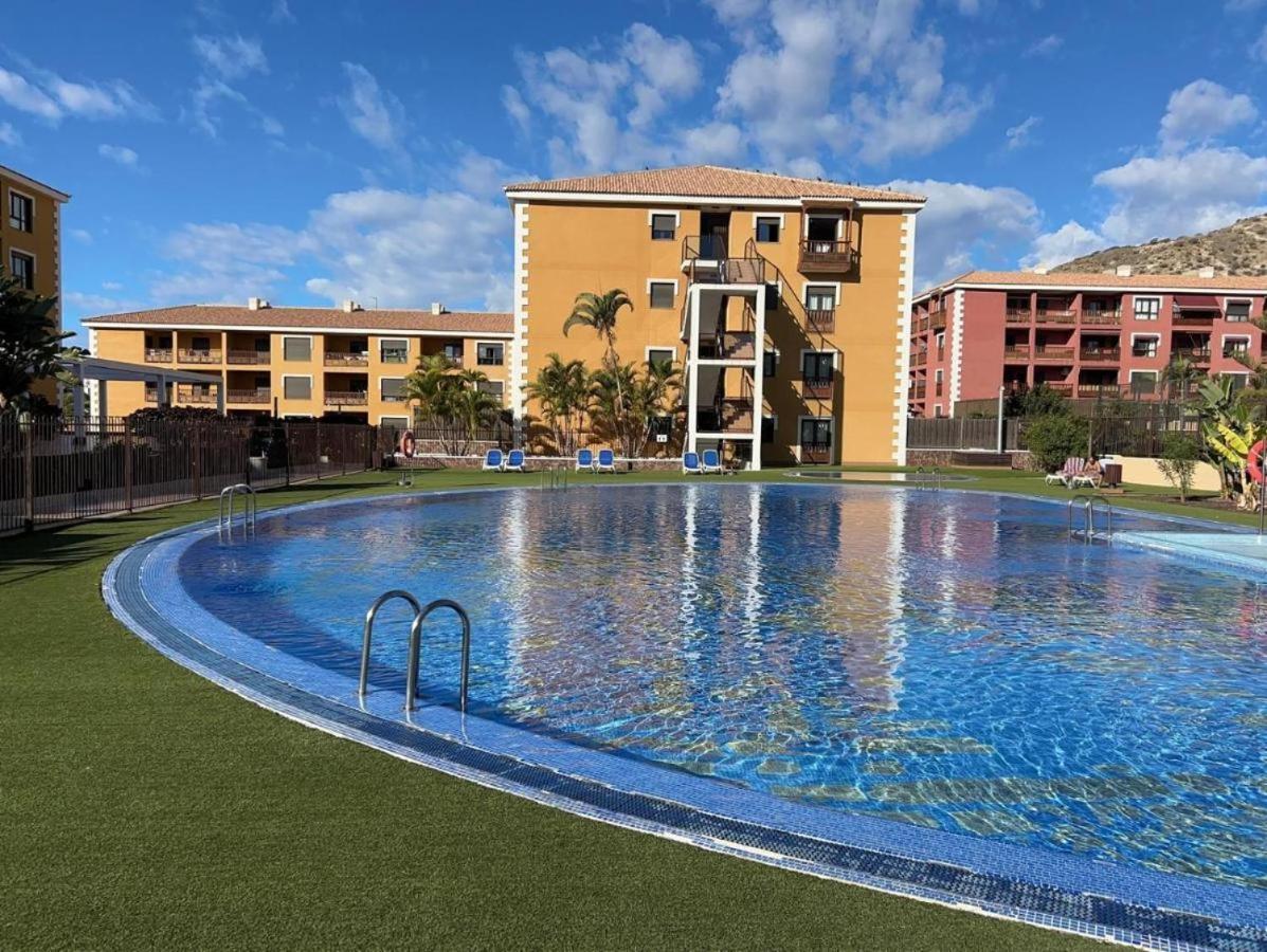 Sunset Palm Mar - Family Friendly Suites Εξωτερικό φωτογραφία